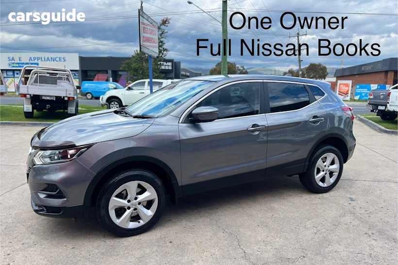 Grey 2018 Nissan Qashqai SUV ST F