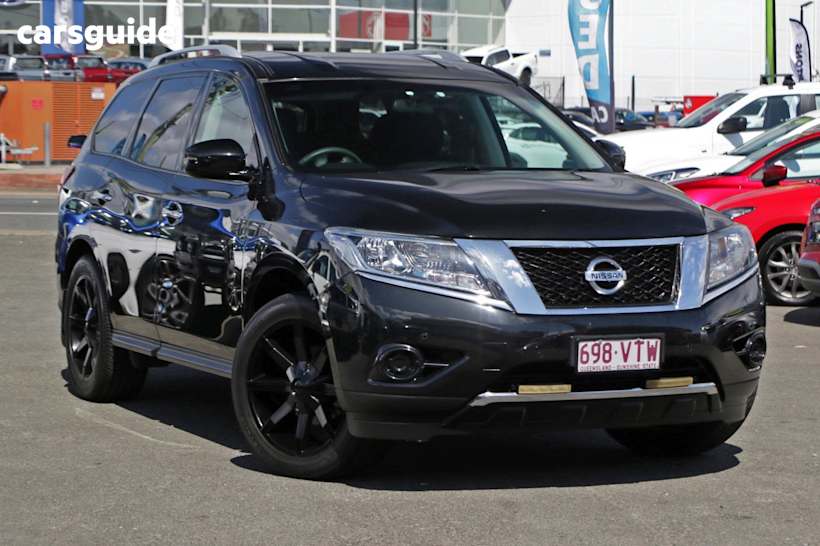 Black 2015 Nissan Pathfinder SUV ST F