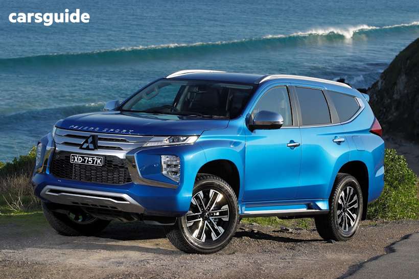 White 2024 Mitsubishi Pajero Sport Wagon Exceed (4Wd) 7 Seat
