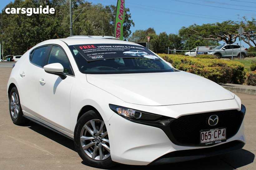 White 2021 Mazda 3 Hatchback G20 Pure