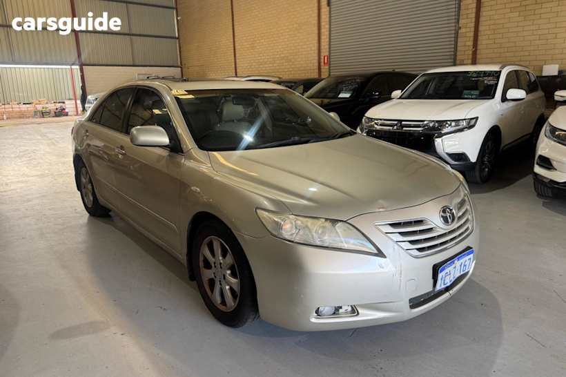 Silver 2007 Toyota Camry Sedan GRANDE F