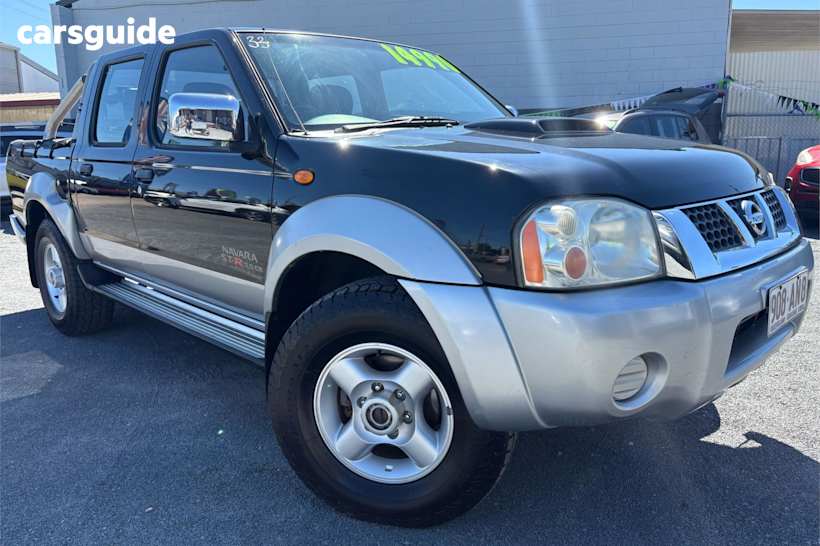 Black 2009 Nissan Navara Dual Cab Pick-up St-R (4X4)