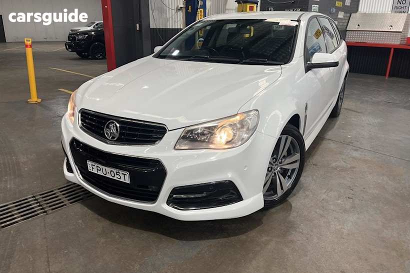 White 2015 Holden Commodore Sportswagon Sv6