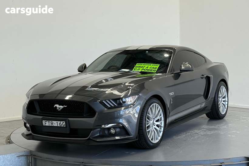 Grey 2017 Ford Mustang Coupe Fastback Gt 5.0 V8