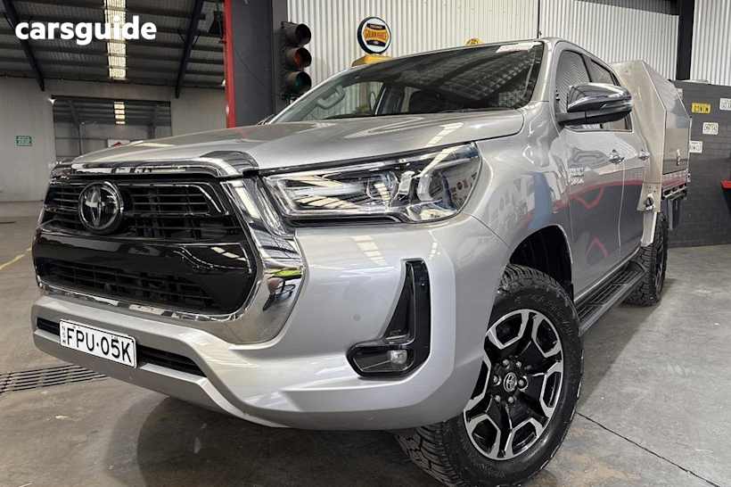 Silver 2022 Toyota Hilux Double Cab Pick Up Sr5 (4X4)