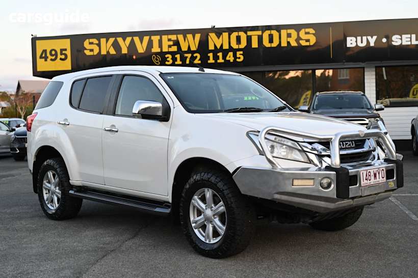 White 2015 Isuzu MU-X SUV LS-U 4X4