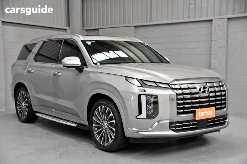 Silver 2023 Hyundai Palisade SUV HIGHLANDER 4X4