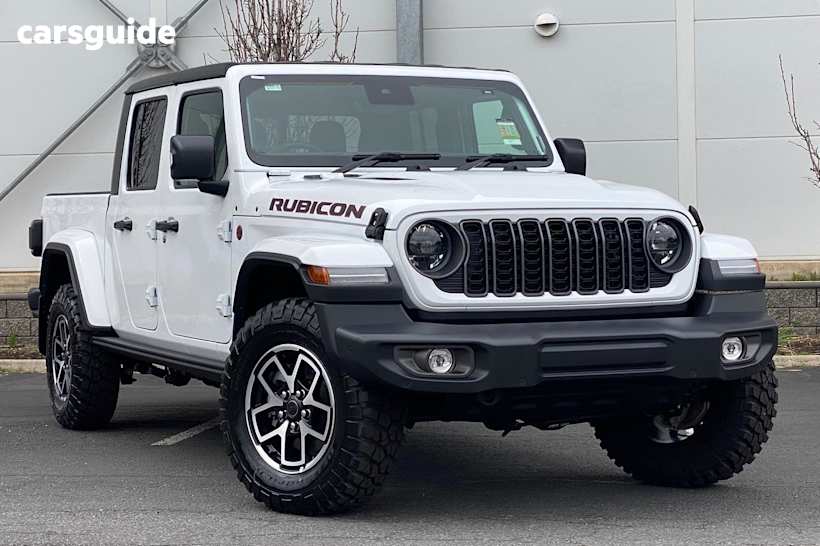 White 2025 Jeep Gladiator Ute Tray RUBICON 4X4