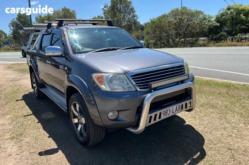 Grey 2006 Toyota Hilux Dual Cab Pick-up Sr5 (4X4)