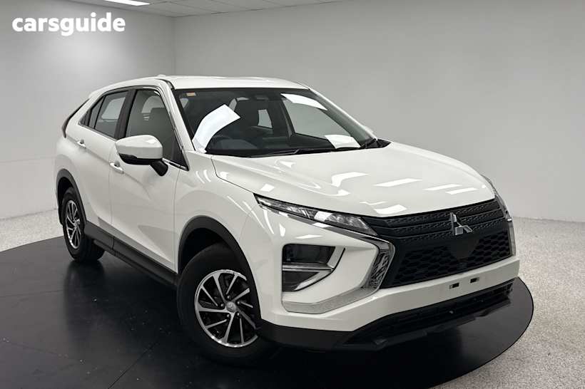 White 2023 Mitsubishi Eclipse Cross SUV ES F