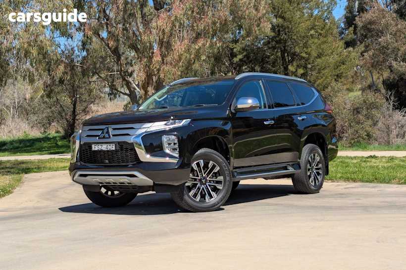 Black 2021 Mitsubishi Pajero Sport SUV GLS 4X4