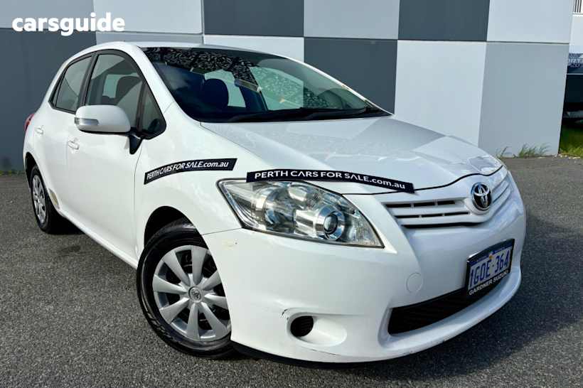 White 2010 Toyota Corolla Hatch ASCENT F