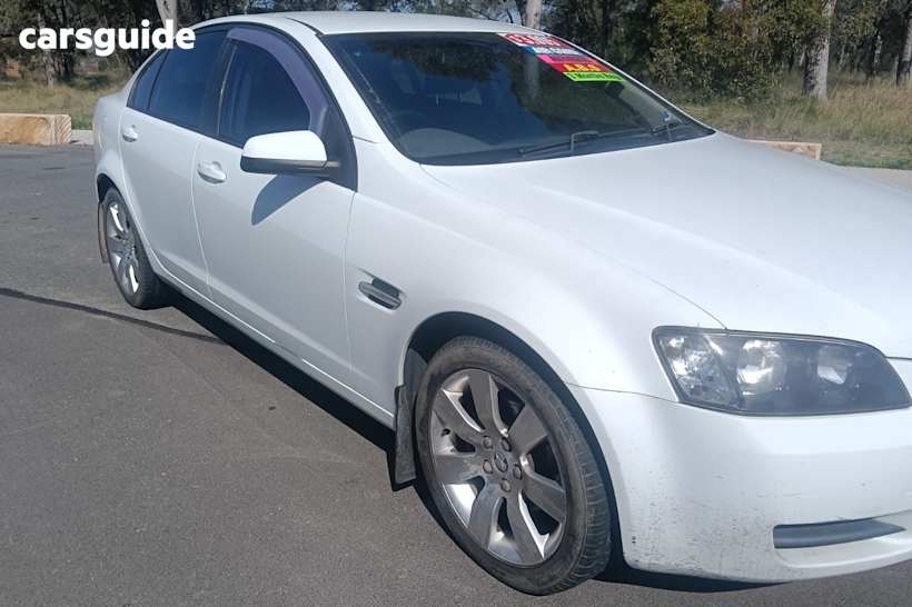 White 2008 Holden Commodore Sedan Lumina