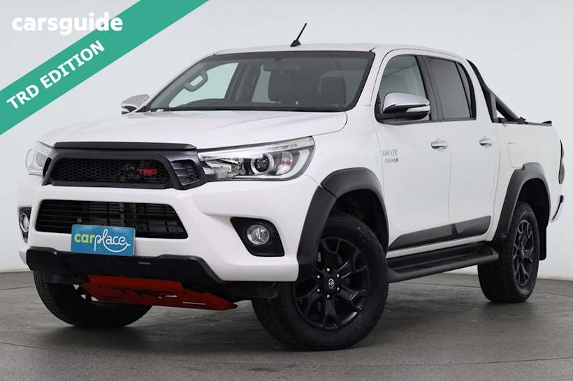 White 2017 Toyota Hilux Dual Cab Utility Sr5 (4X4)