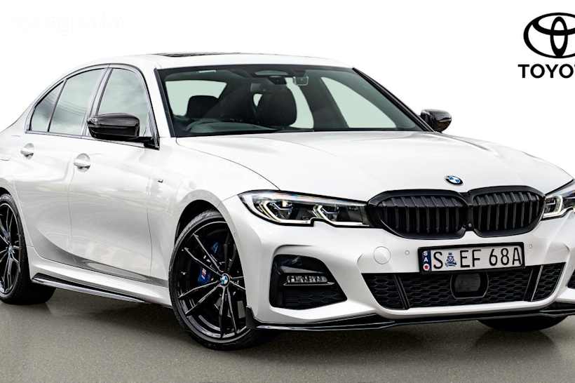 White 2021 BMW 3 Sedan 330I M SPORT R