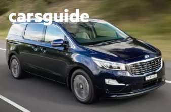 White 2019 Kia Carnival Wagon S