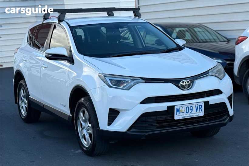 White 2016 Toyota RAV4 SUV GX 4X4