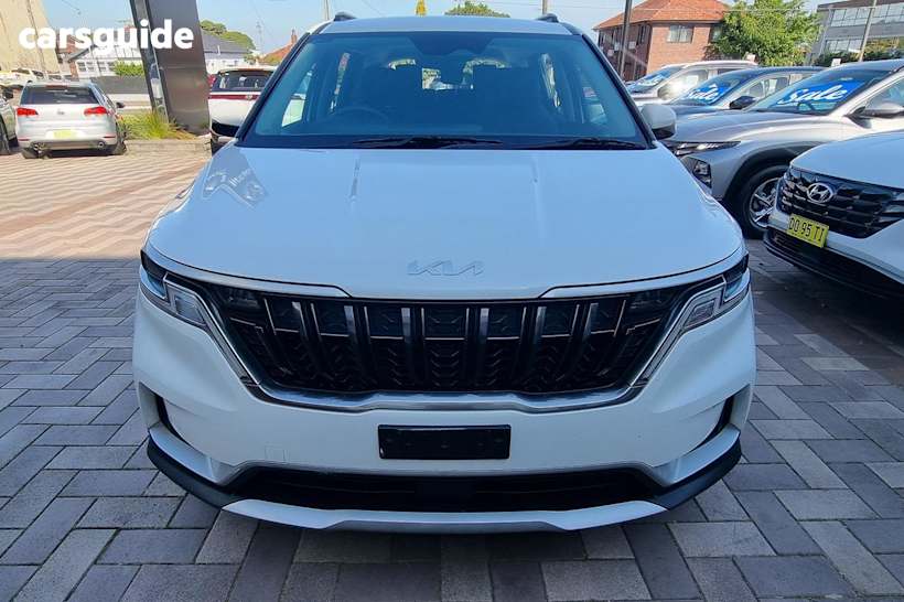 White 2022 Kia Carnival OtherCar S F