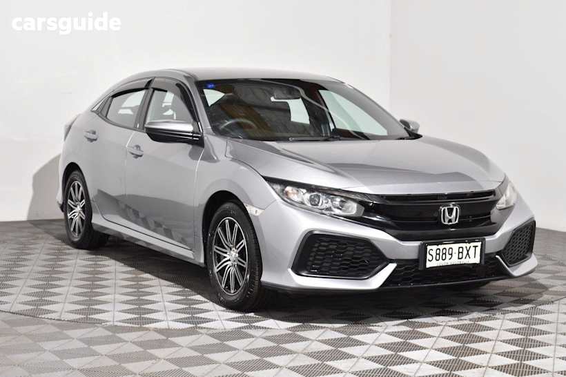 Silver 2017 Honda Civic Hatch VTI F