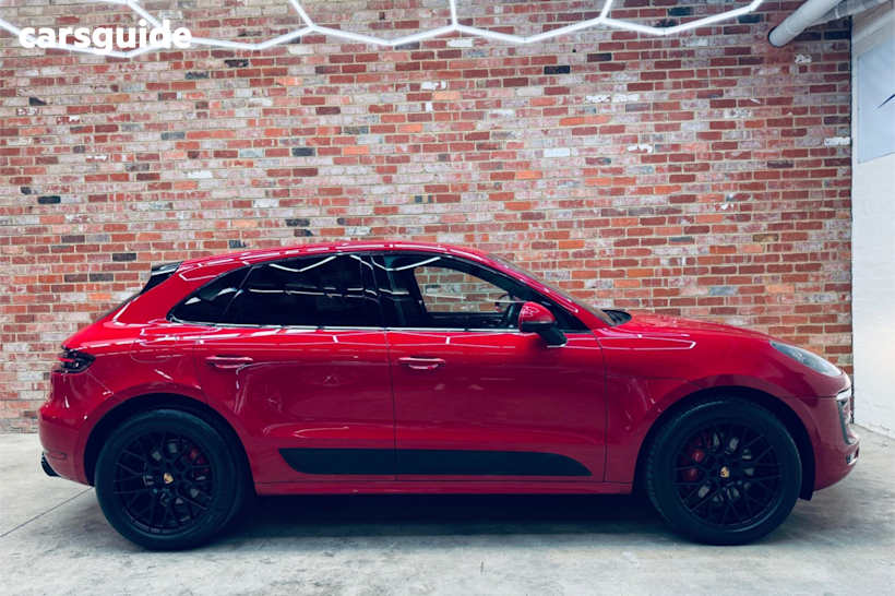 Red 2017 Porsche Macan SUV GTS