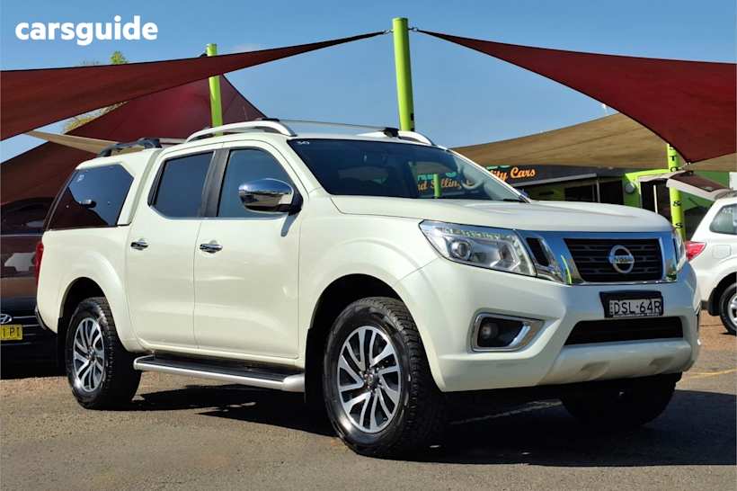 White 2017 Nissan Navara Ute Tray ST-X R