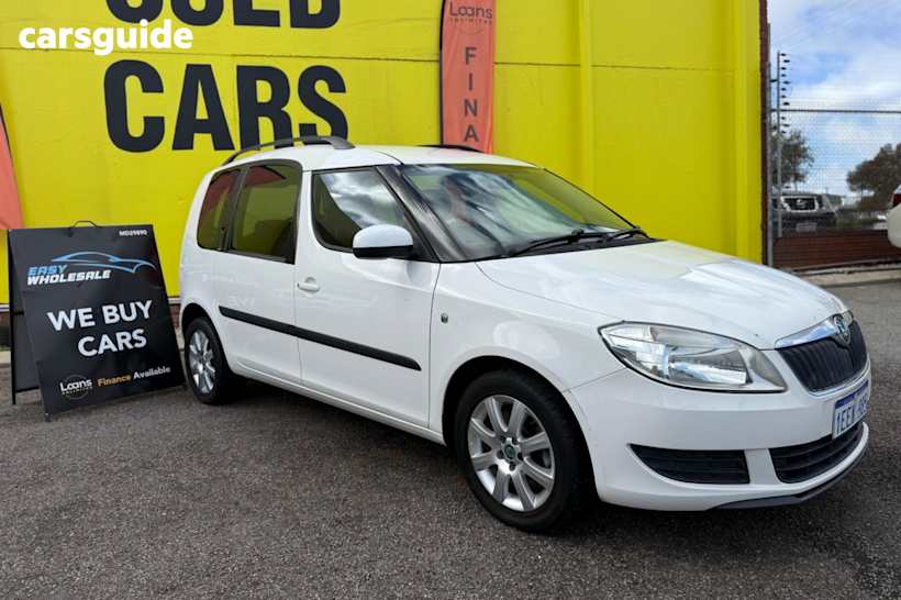 White 2013 Skoda Roomster SUV 77 TSI 5J