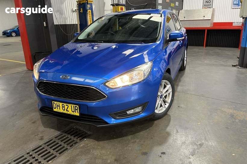 Blue 2016 Ford Focus Hatchback Trend