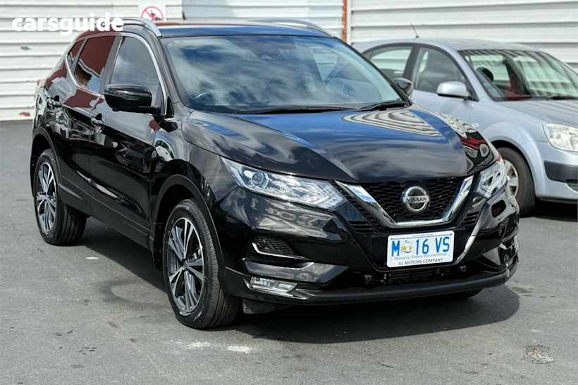 Black 2021 Nissan Qashqai SUV ST-L F