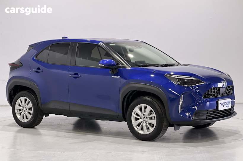 Blue 2023 Toyota Yaris Cross SUV GX F