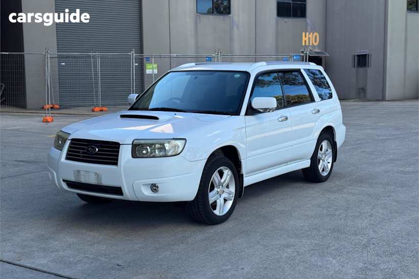 White 2005 Subaru Forester SUV XT 4WD