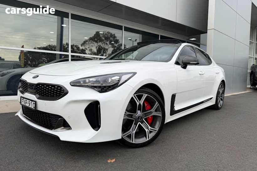 White 2019 Kia Stinger Sedan GT R