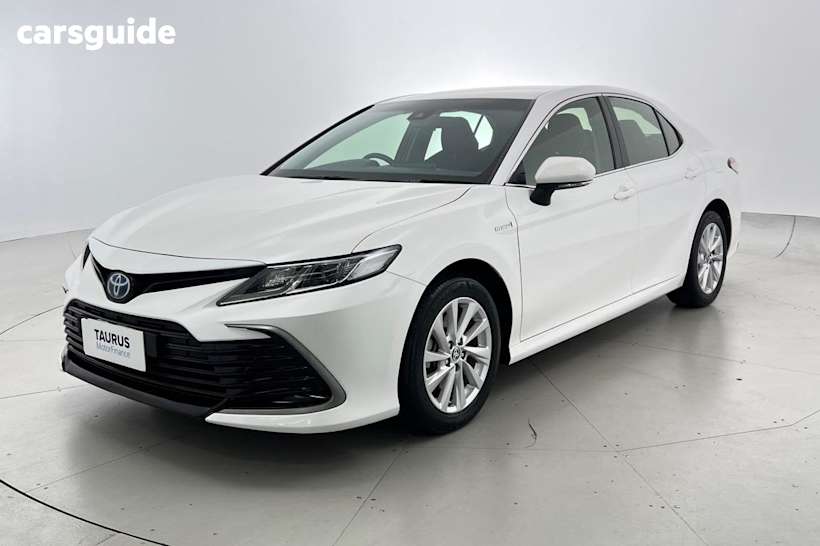 White 2023 Toyota Camry Sedan ASCENT F