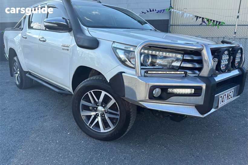 White 2017 Toyota Hilux Dual Cab Utility Sr5 (4X4)