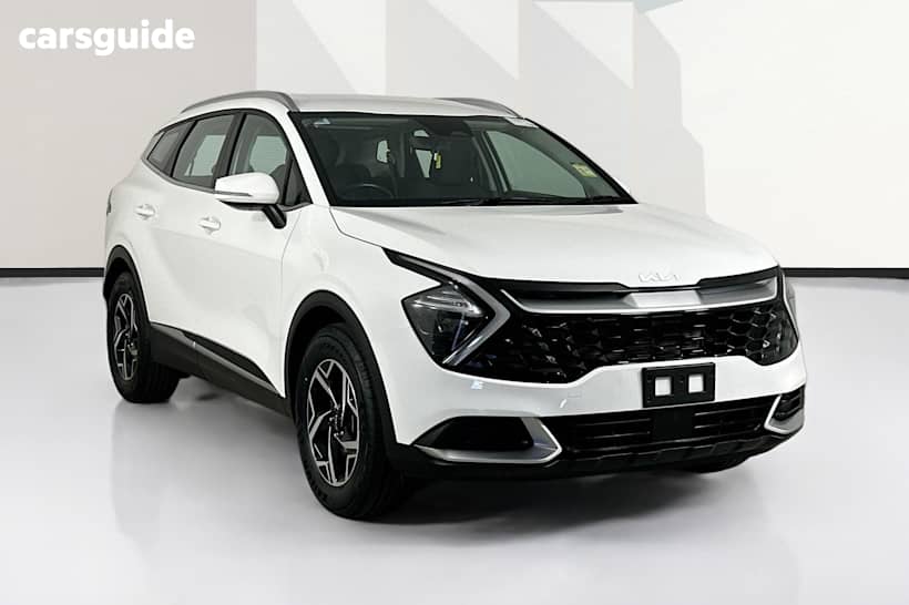 White 2023 Kia Sportage Wagon S (Fwd)