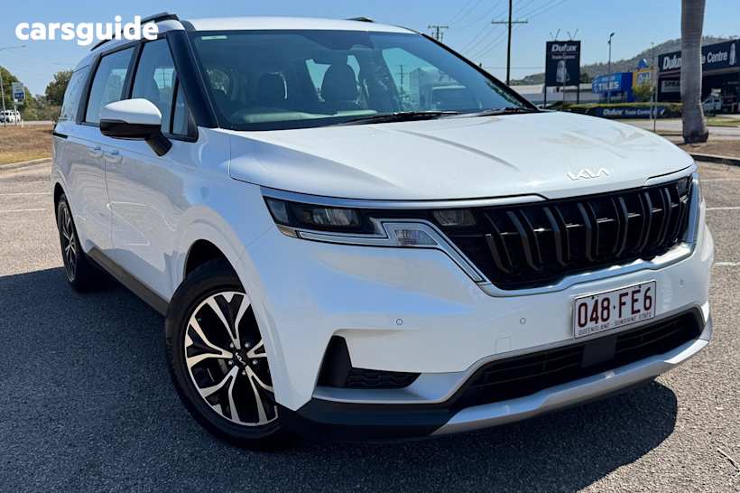 White 2022 Kia Carnival OtherCar SI F