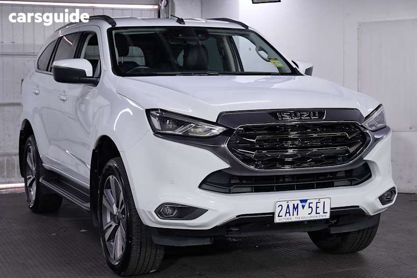 White 2023 Isuzu MU-X SUV LS-T 4X4