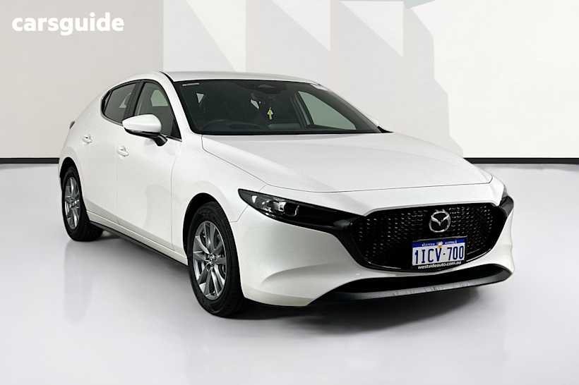 White 2024 Mazda 3 Hatchback G20 Pure