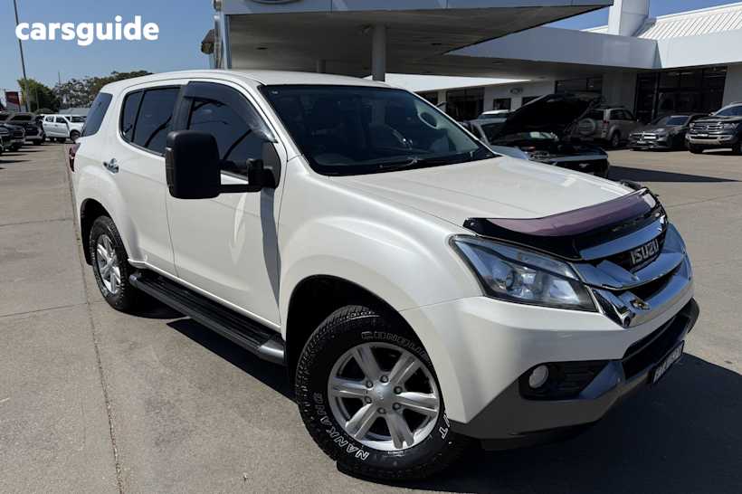 White 2016 Isuzu MU-X SUV LS-U R