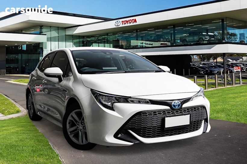 White 2021 Toyota Corolla Hatch ASCENT SPORT HYBRID F