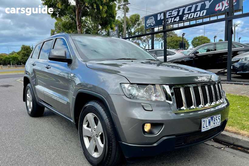 Grey 2012 Jeep Grand Cherokee Wagon Laredo (4X4)