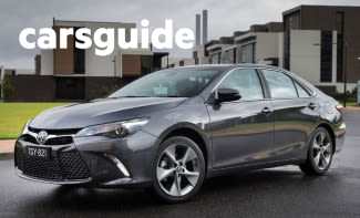 White 2015 Toyota Camry Sedan Atara Sl
