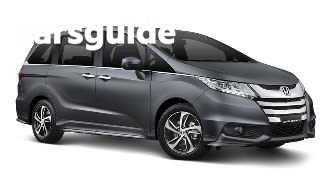 Grey 2015 Honda Odyssey Wagon Vti