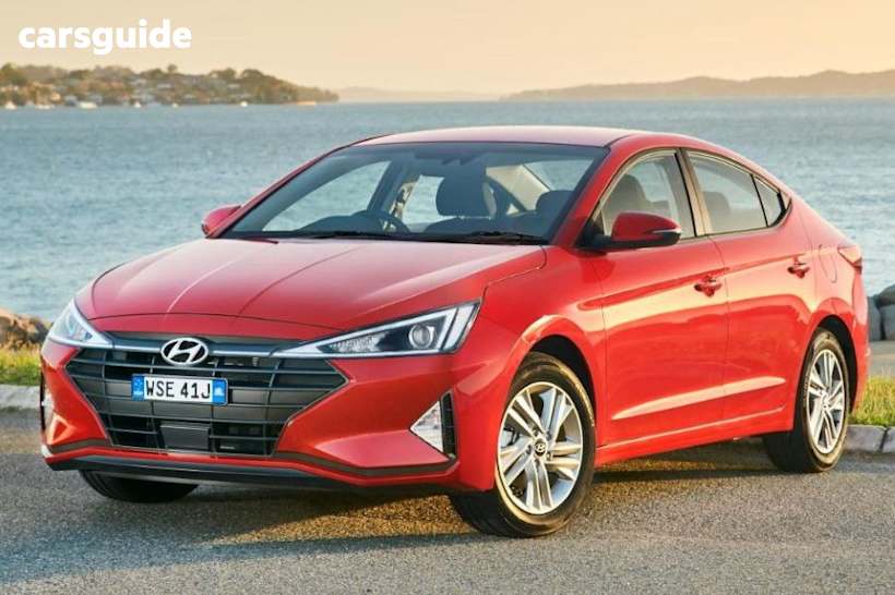 White 2019 Hyundai Elantra Sedan Go Smartsense