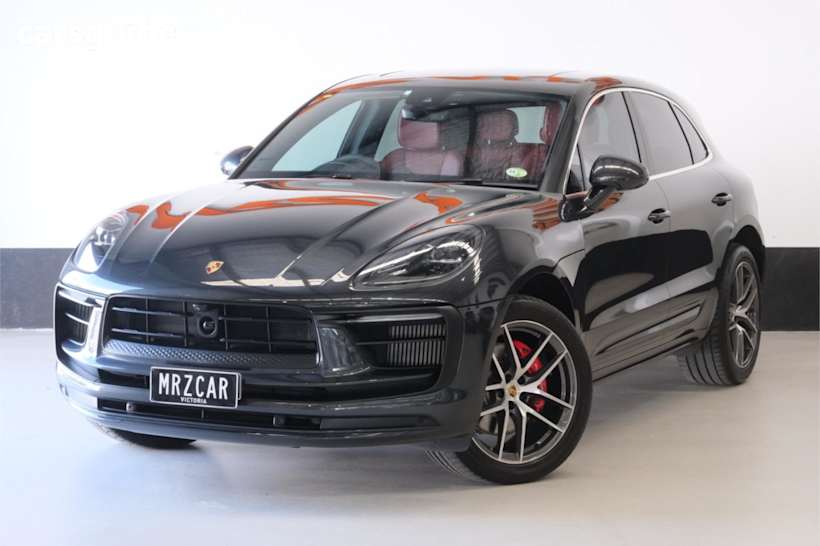 Grey 2022 Porsche Macan SUV S 4WD