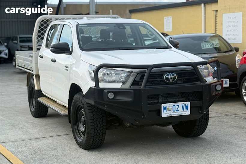 White 2022 Toyota Hilux Ute Tray SR 4X4