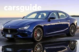 White 2018 Maserati Ghibli Sedan Gransport