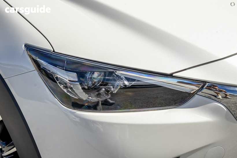 White 2025 Mazda CX-3 SUV G20 PURE F