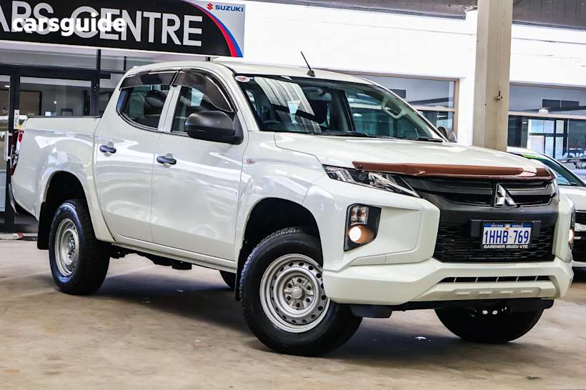 White 2021 Mitsubishi Triton Ute Tray GLX 4X4