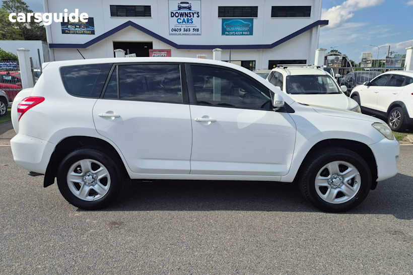 White 2012 Toyota RAV4 Wagon Cv (4X4)