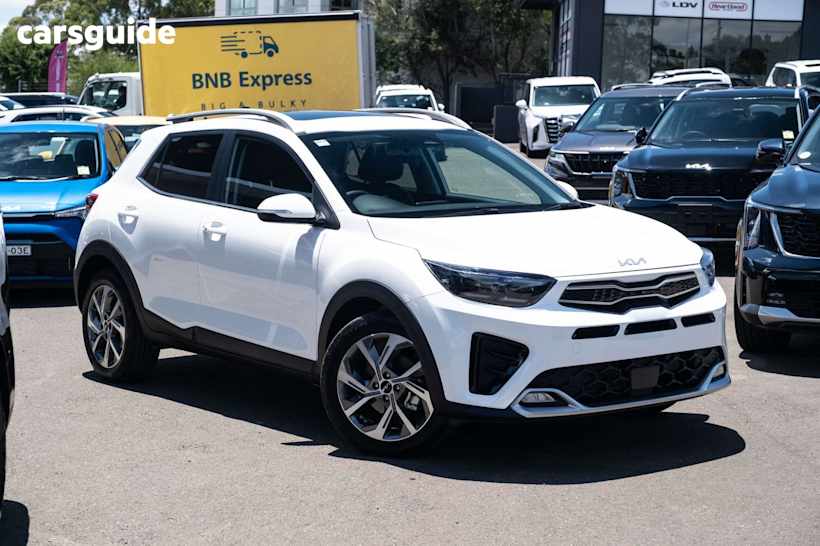 White 2025 Kia Stonic SUV GT-LINE F
